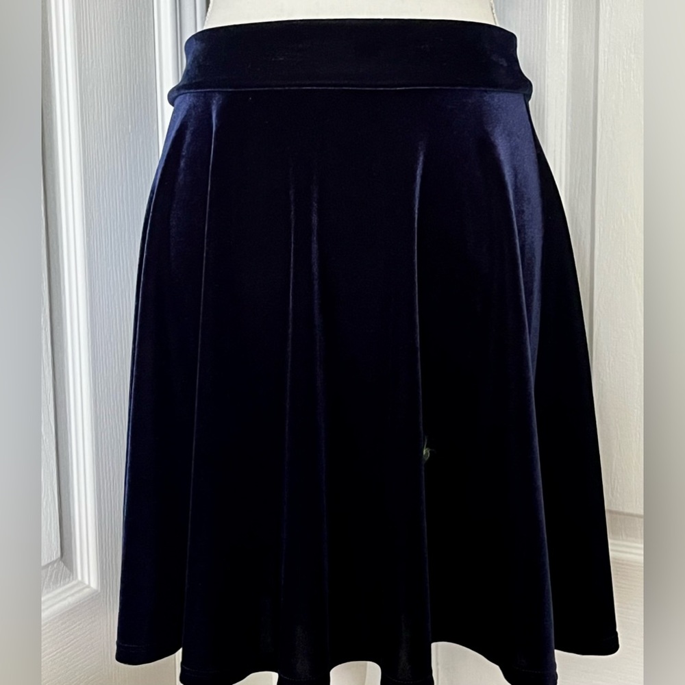 JUNIORS VELVET SKIRT, BLUE, size large